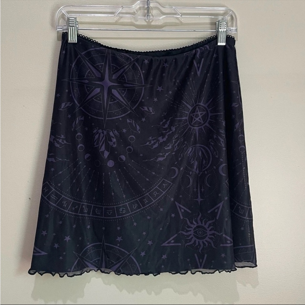 Killstar | Dolls Kill Trevea Zodiac Black Purple Lettuce Edge Mini Skirt Size L - Picture 3 of 10